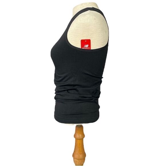 New Balance NWT Women’s Performance Seamless Tank in Caviar Black Size Small - Picture 4 of 12